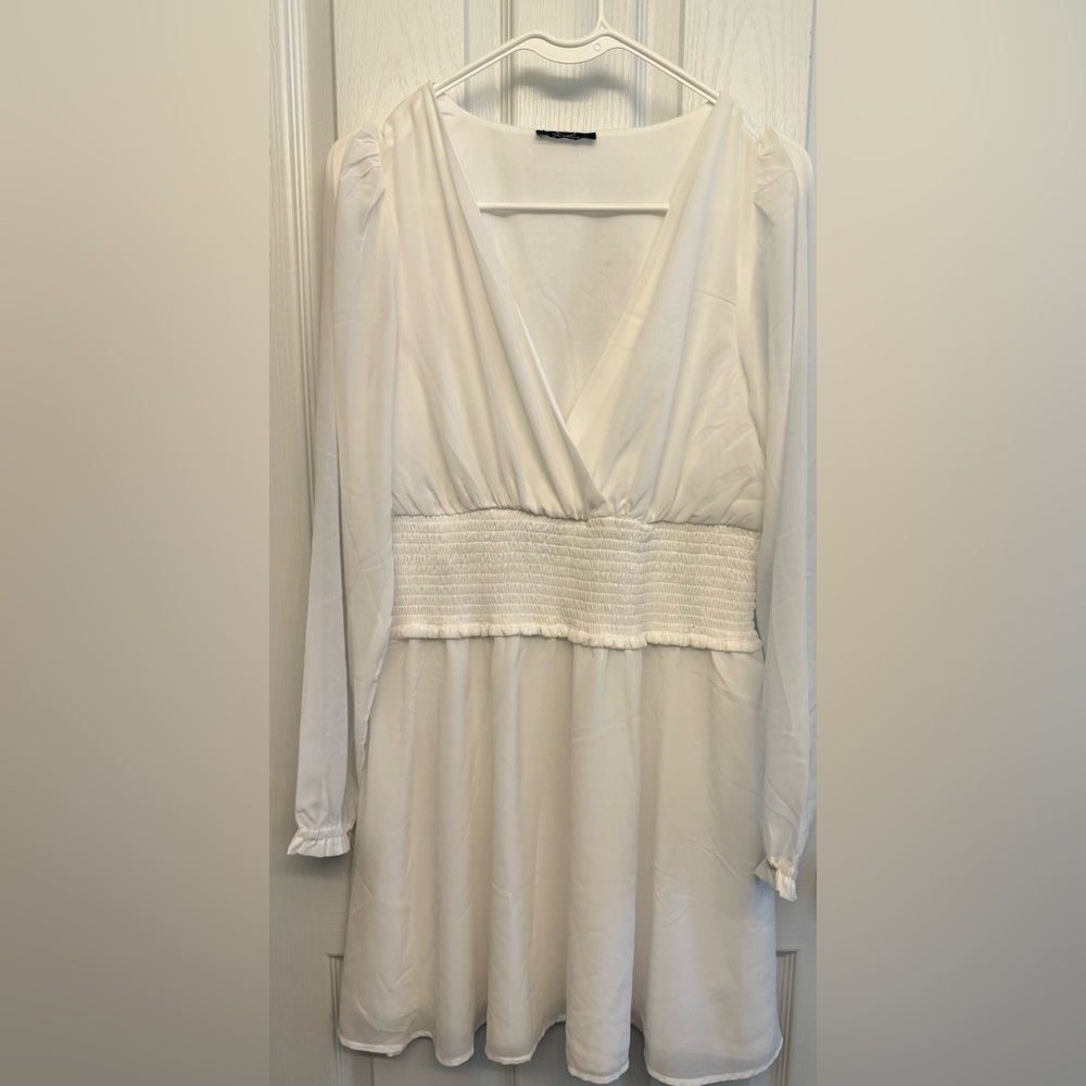 Perfect little Vegas/court Wedding dress!